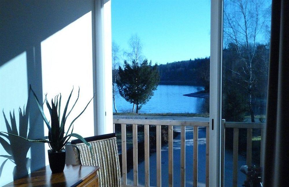 Logis Hotel Du Lac Нёвик Экстерьер фото